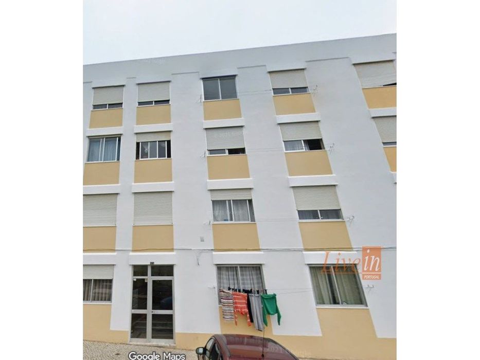 Quota indivisa (50%) Oportunidade de investimento em Vila Franca de...