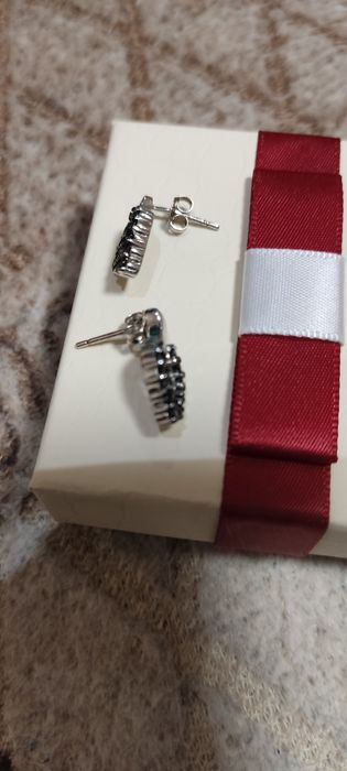 Серьги женские, серебряные.