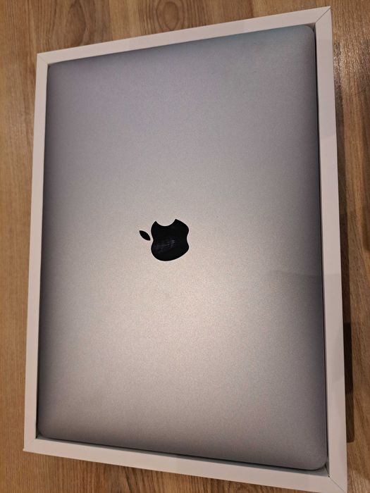 Vendo MacBook Pro em bom estado