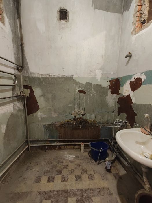 Продам 3 комнатная квартира Залютино. Рынок