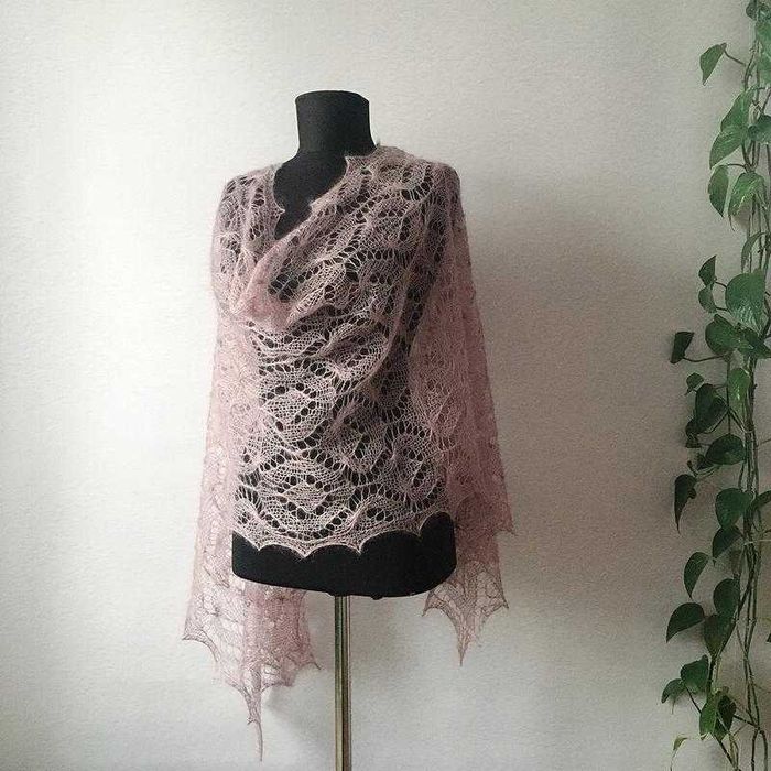 Палантин кольору припиленої троянди з мохеру