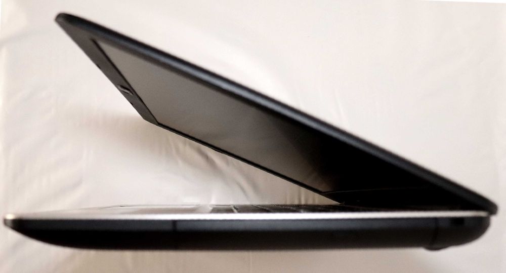 Laptop - ASUS - A541UJ64284474003331123