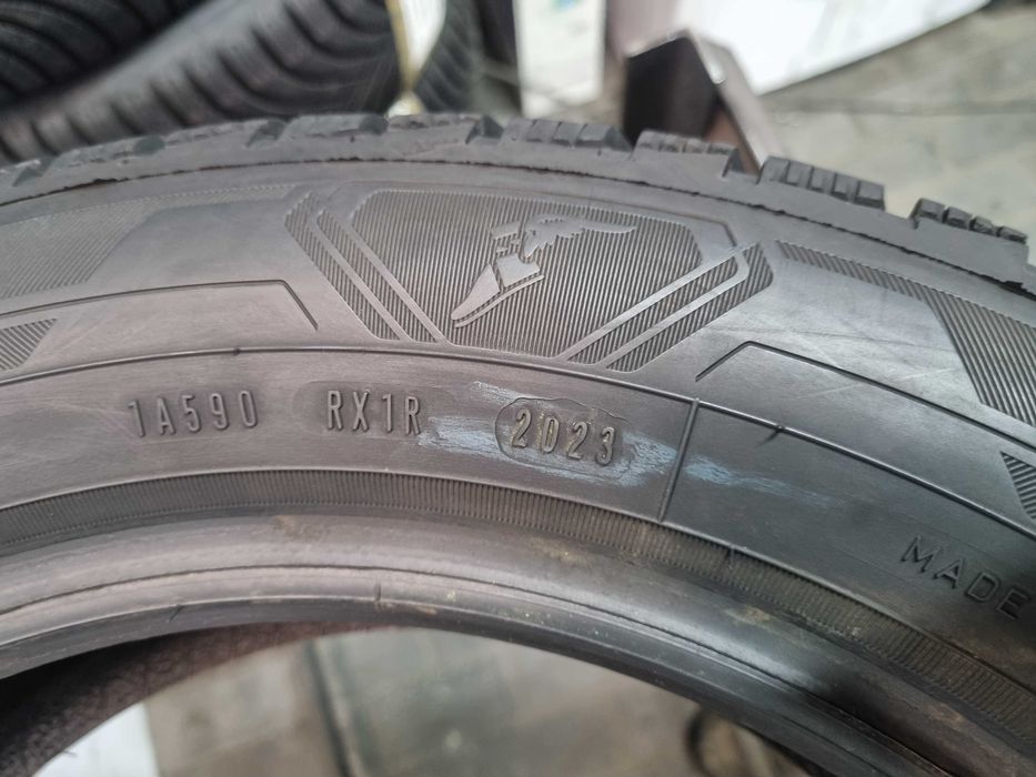 185/60/15 88T Goodyear Ultra Grip Preformance 3 Dot.2023R