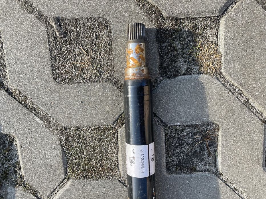 Підвісний підшипник Мерседес GLA 250