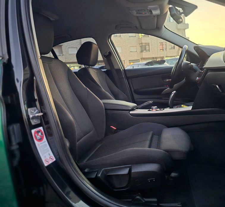 BMW 320D F30 SPORT LINE 2.0 N47 (LOOK M3)