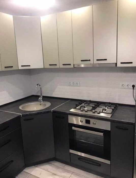 Продам 2к Парус Коммунар Ремонт чешка