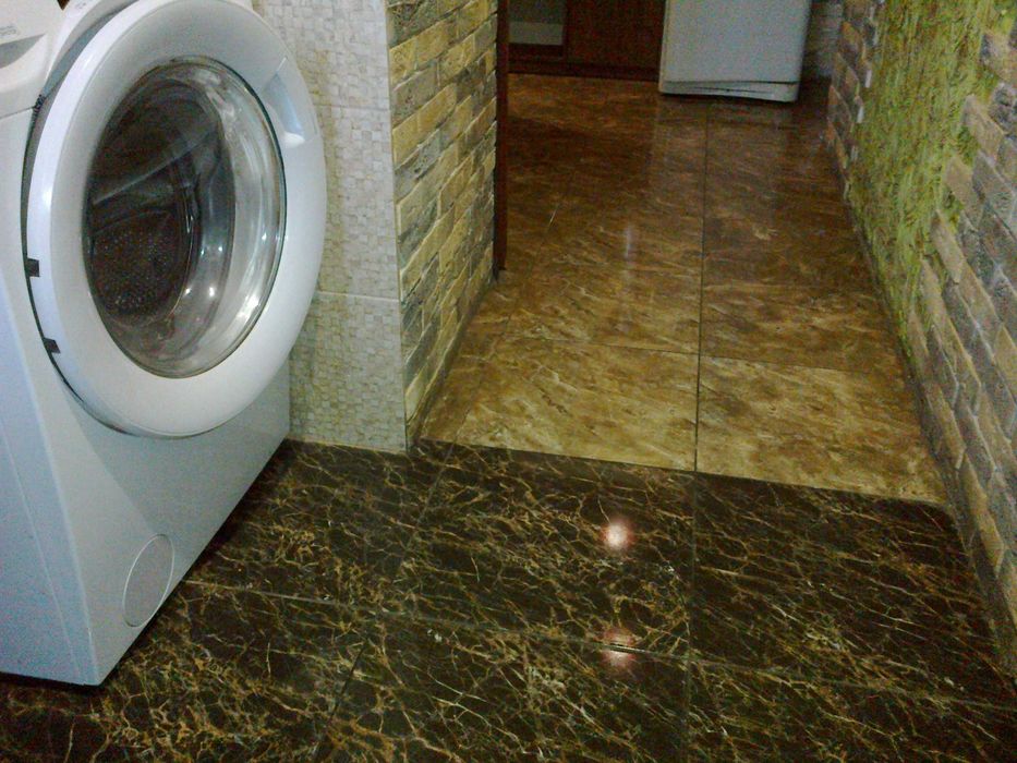 ЗДАМ красиву 2 Кім.Кв(Сучас.РЕМОНТ)Меблі,Пральна,Холодильк)Світло 24-7