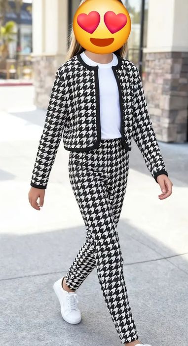 Komplet dziewczęcy rozm 134/140