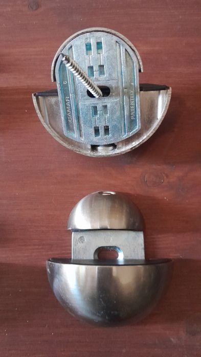 Suportes para prateleiras de vidro