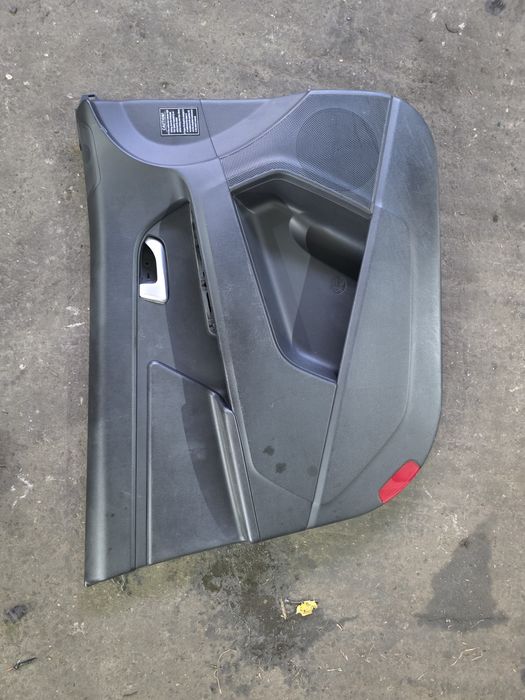 Kia Sportage Boczek drzwi Przód Lewy