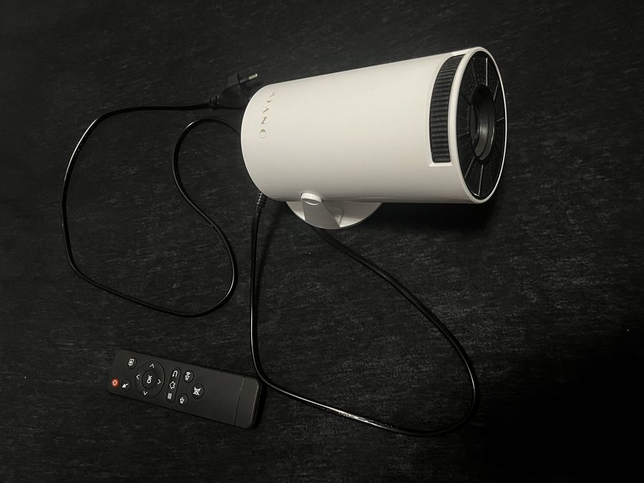 Smart projektor bialy