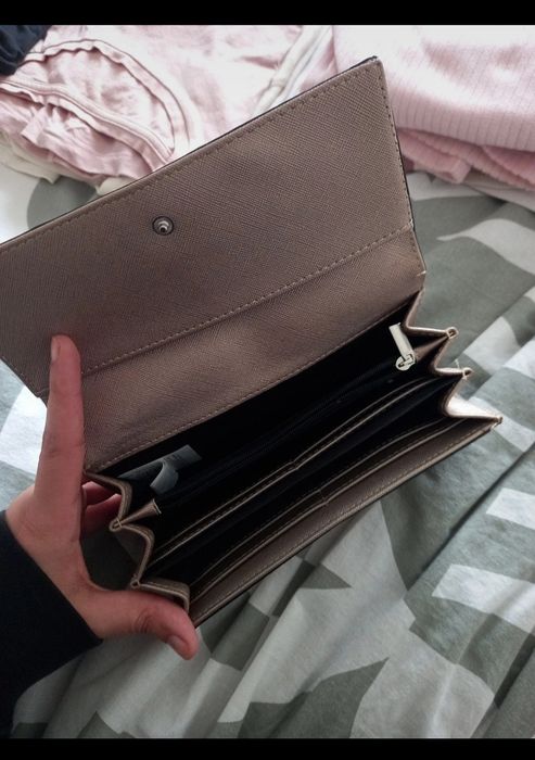 Carteira Vilanova dourada