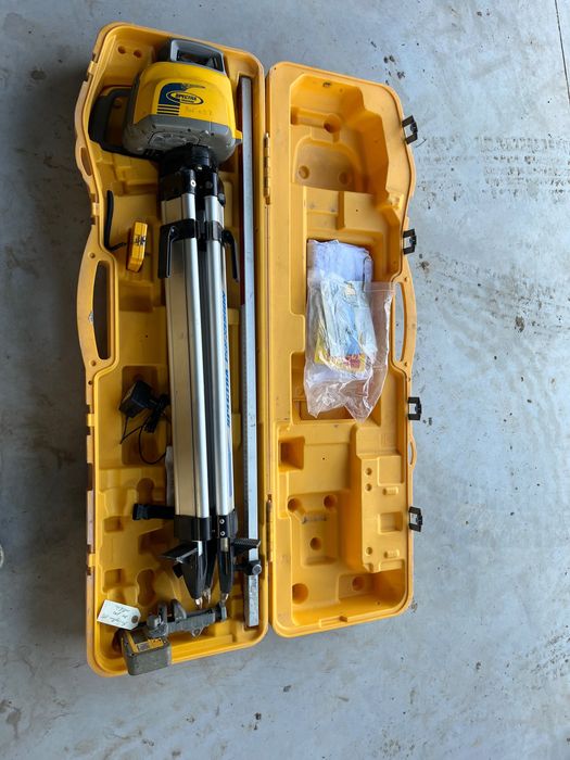 Niwelator laserowy leica spectra hv302 hv301 rugby duży zestaw ze stat