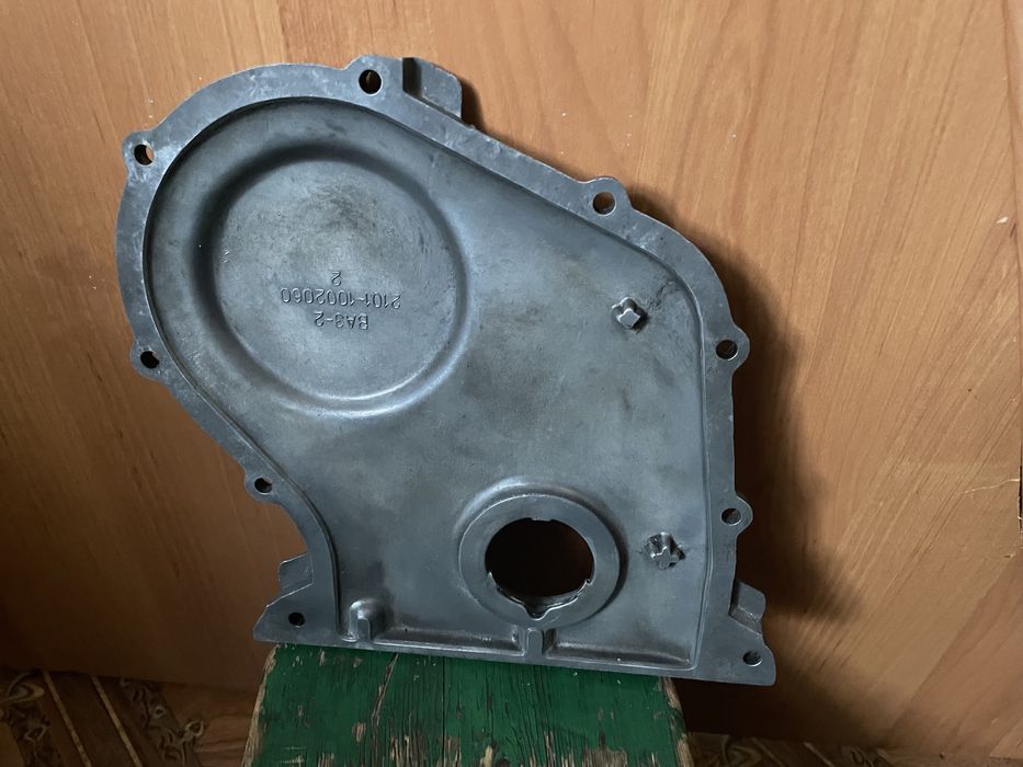 Крышка блока двигателя передняя Ваз 2101 2106 2107 2103