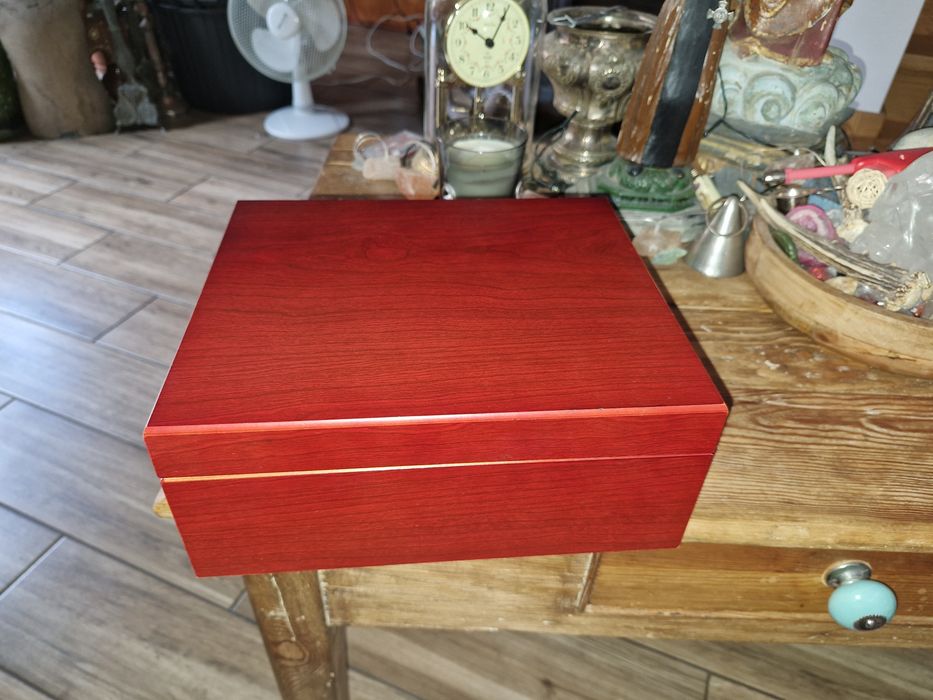 Humidor na cygara cedrowy