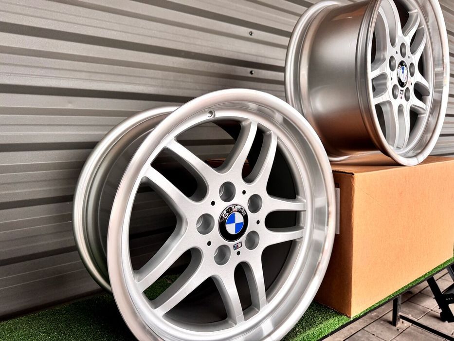 Різноширокі R17 5x120 BMW E34 E38 E39 E34 E60 E65 5 7 37 style стиль