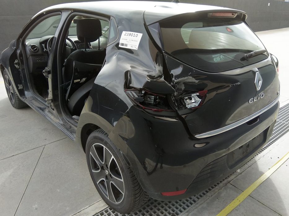 RENAULT CLIO IV - 2015 - Para Peças