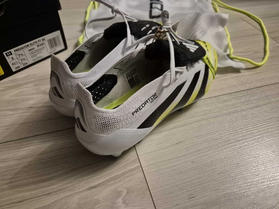 Profesjonalne korki adidas PPredator Elite FT AG JS0945 rozmiar 41 1/3