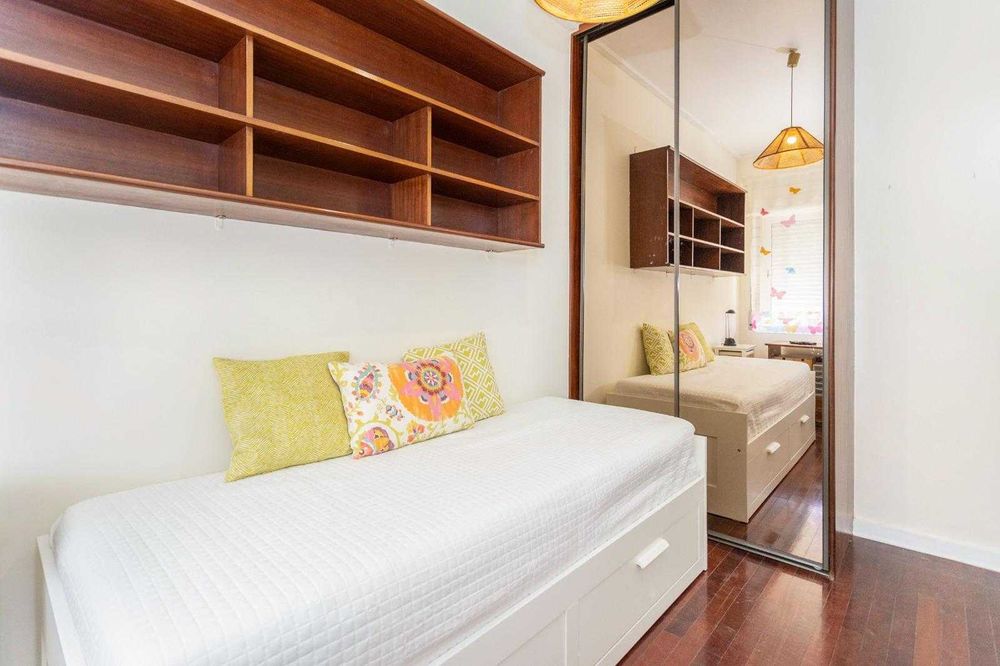 Quarto com excelente localização e banheiro privado, Cacilhas