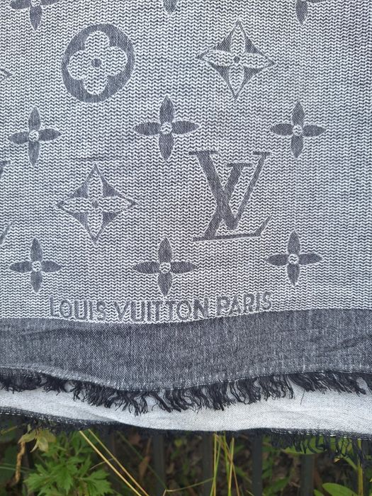 Szal, Louis Vuittoun