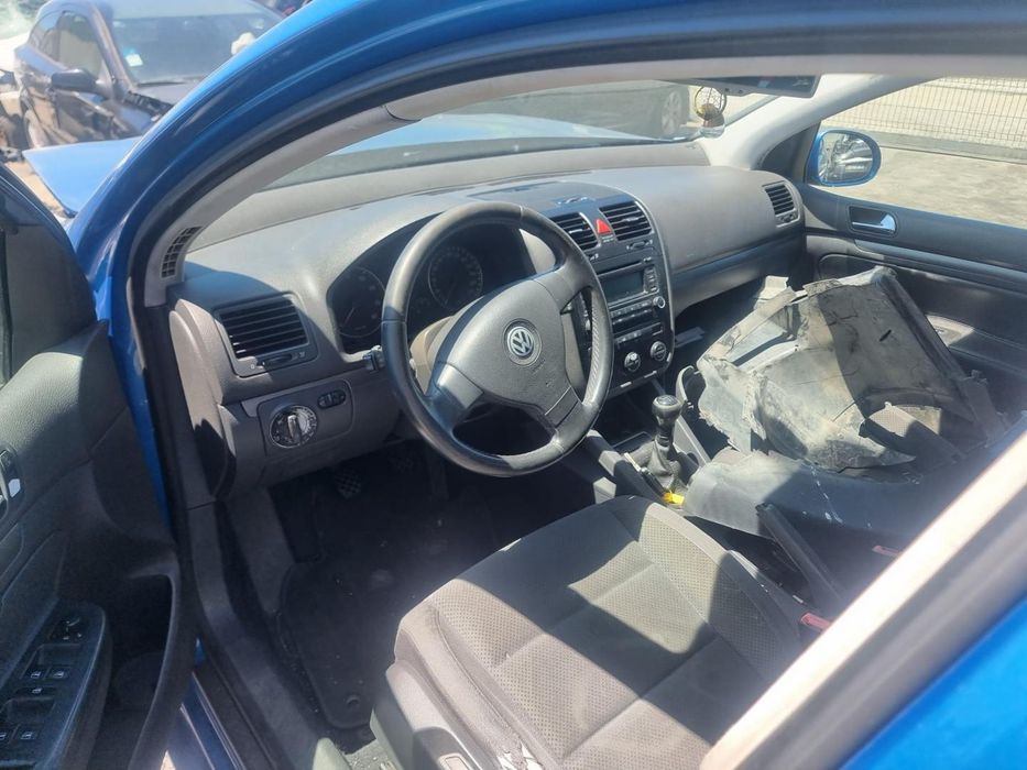 Vw Golf V (1K1)  1.4 Fsi Disponível Para Peças | 2003 - 2006