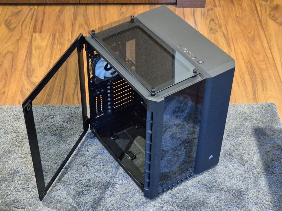 Corsair Crystal 680X64751007588994122