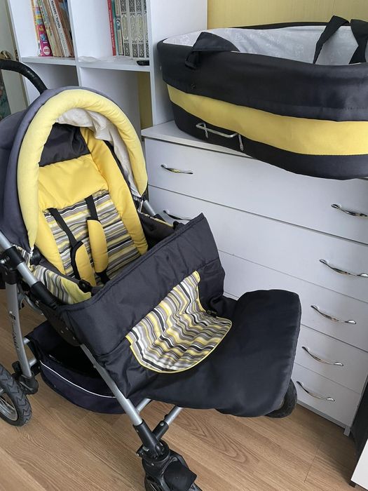 Коляска дитяча.б/у