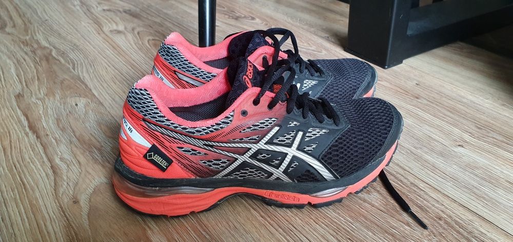 ASICS GEL CUMULUS 18 damskie buty GORE TEX rozmiar 37,5 wkadka 24,5cm