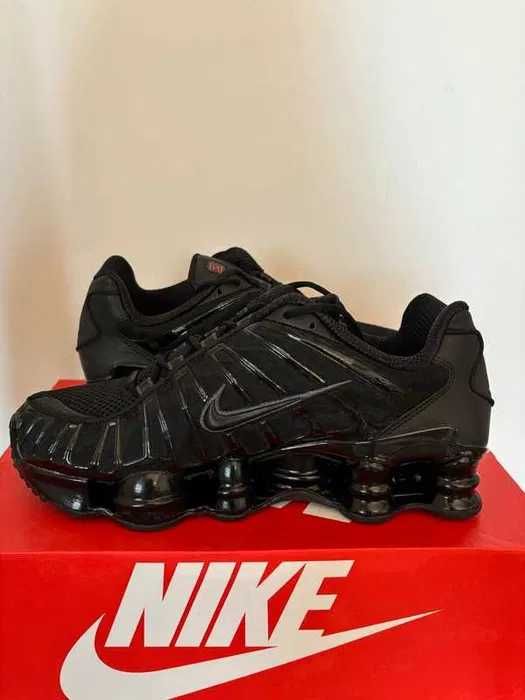 Buty czarne rozmiar 44
