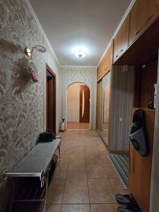 Продам 3 кімнатну кв-ру на вул. Бочарова/Палія