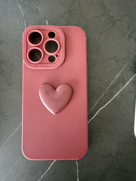 Чохли на iphone 16 pro