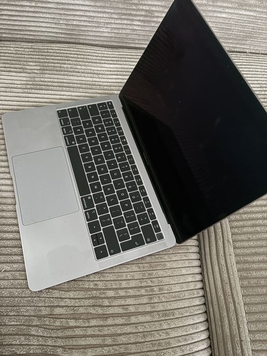 Macbook Air 2019 rok