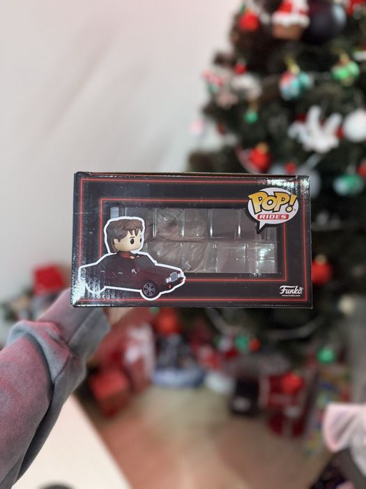 Один! Funko POP! Rides #137: Stranger Things - Steve Harrington Стів