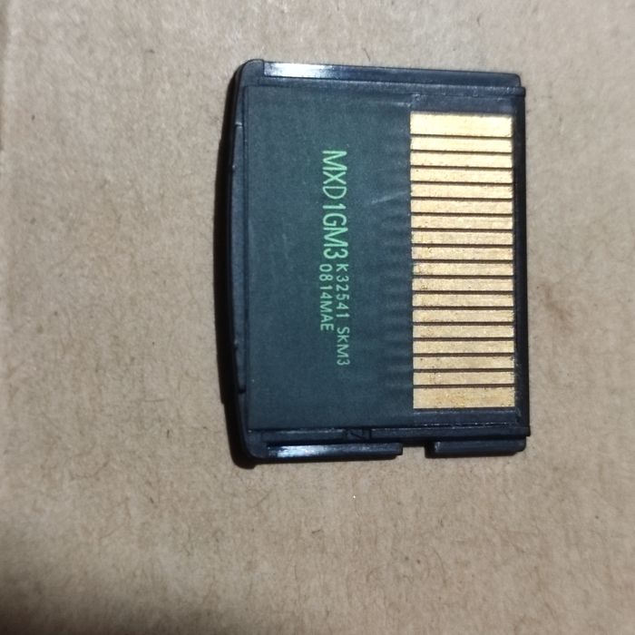 Olympus FE- 310 на частини/відновлення