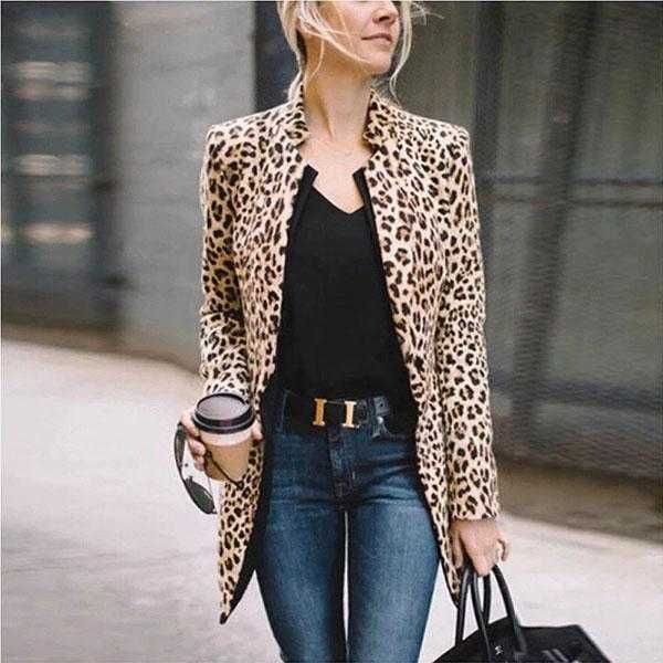 Casaco Animal print muito bonito