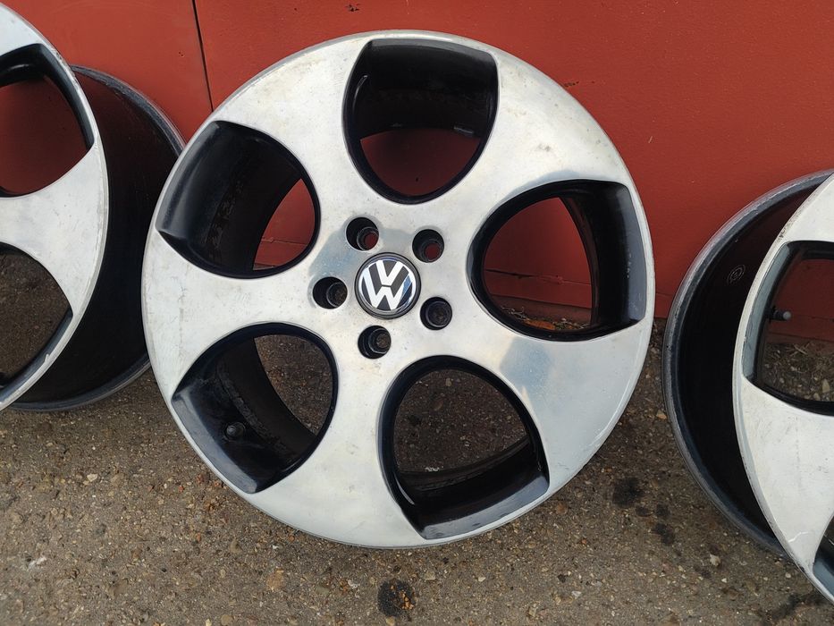 Диски DETROIT R18 5x112 VW golf GTI 7.5j ET51 dia 57.1 Volkswagen