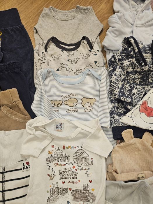 Paka 16 szt ciuchów 62 body spodenki czapeczka