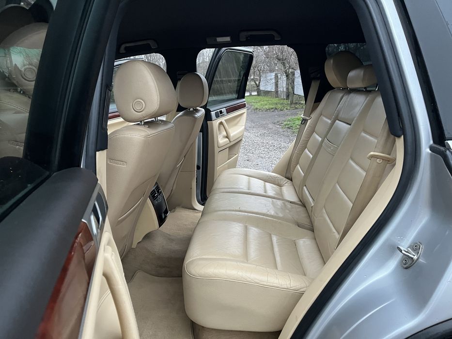 Volkswagen Touareg 2006 3.0 TDI Офіційний