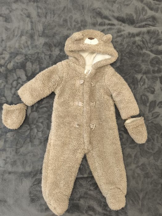 Продам комбинезон зимний
