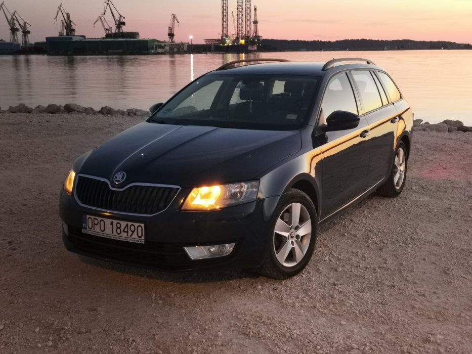 Wynajem busa lub osobówki na wakacje