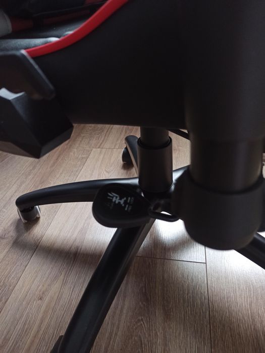 Геймерське крісло