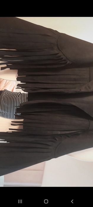 Kurteczka ramoneska z frędzlami czarna s/m/L