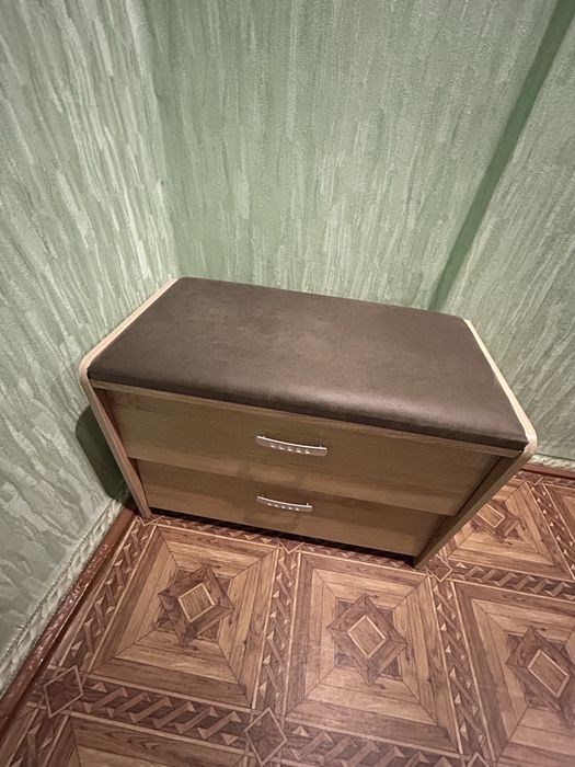 Тумба для обуви . Пуф в прихожую