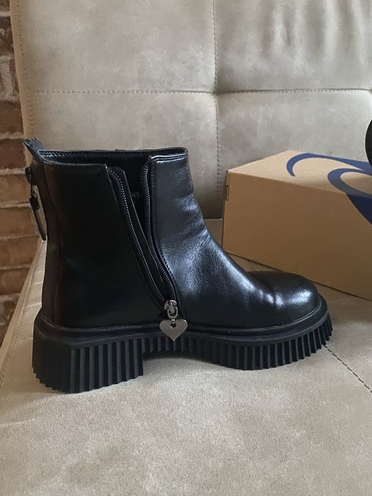 Чобітки 36 розмір, осінь.