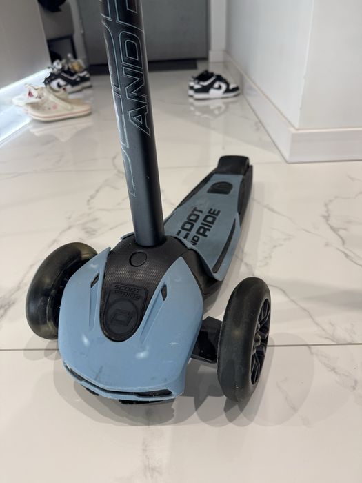 Scoot and ride Highwaykick 5 LED hulajnoga