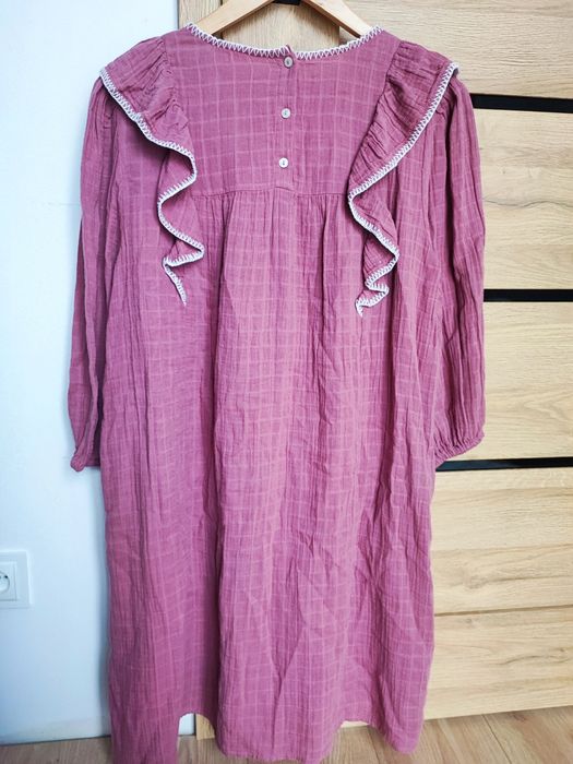 Śliczna liliowa rozkloszowana sukienka plus size falbanki oversize