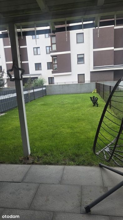 Przestronne mieszkanie 3 pokojowe z garażem i ogródkiem