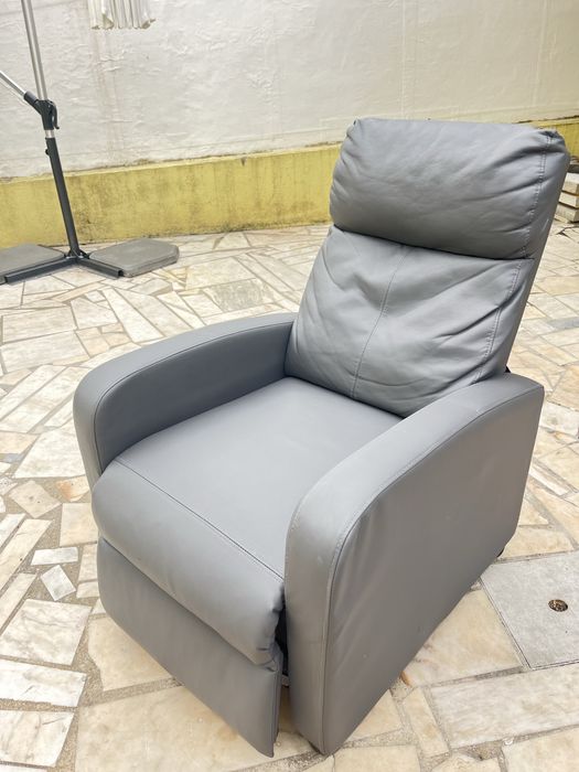 Poltrona reclinável