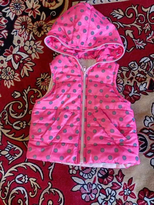 Продам одяг 92 98р куртка полукомбенізон десісезонна куртка.
