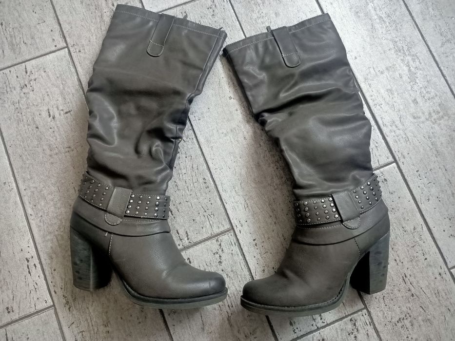 Buty, kozaki lekko ocieplane, rozm.40